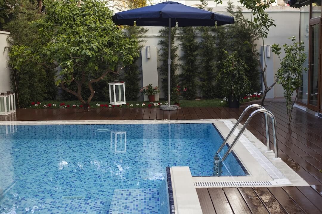 Pool Leak Repair
